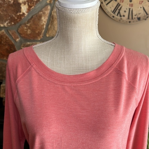 Women’s SO Long Sleeve Open Back Long Sleeve Top Size Large Peach - Picture 2 of 13